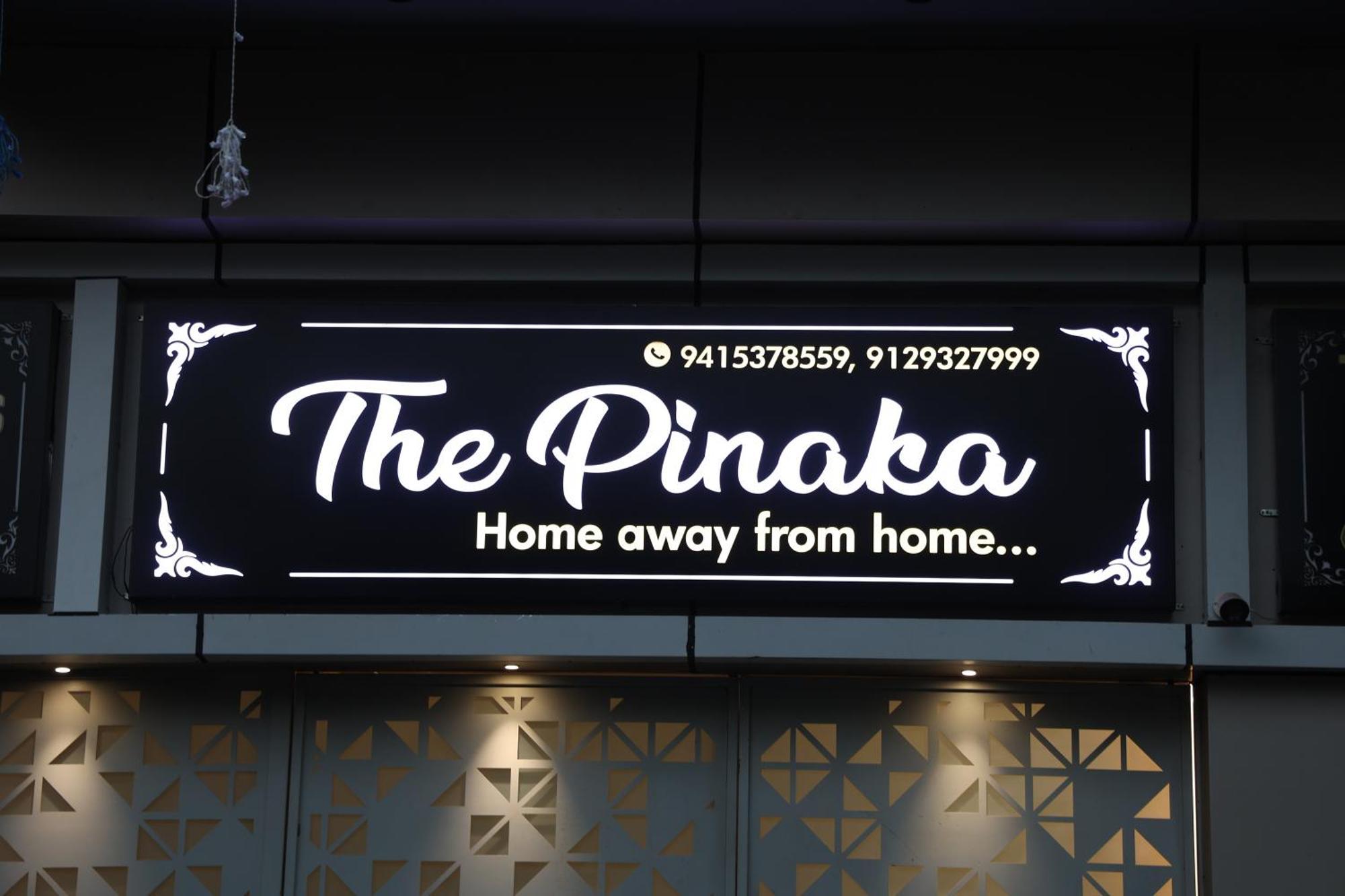 Hotel Pinaka Inn ลัคเนา ภายนอก รูปภาพ