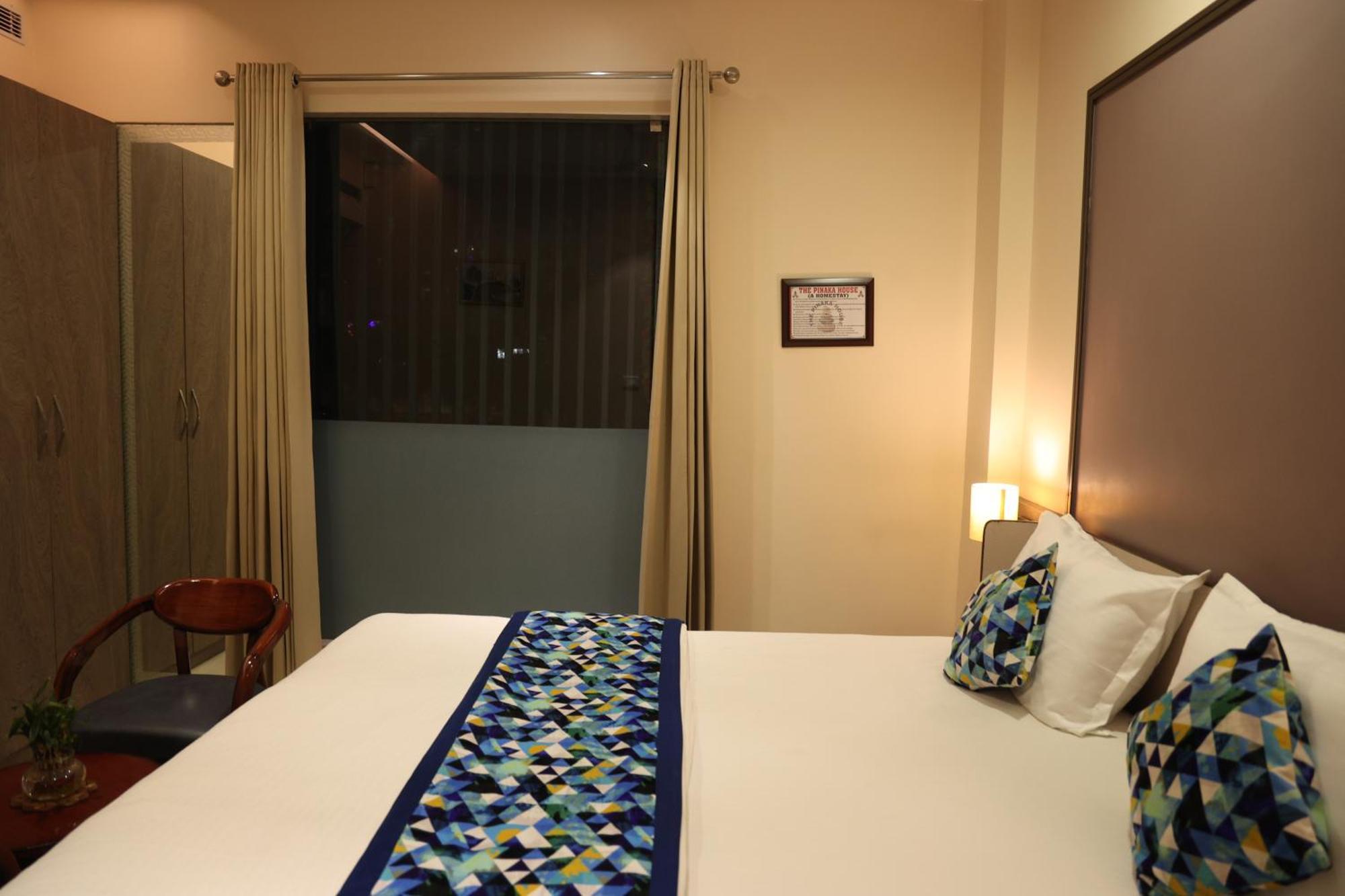 Hotel Pinaka Inn ลัคเนา ภายนอก รูปภาพ