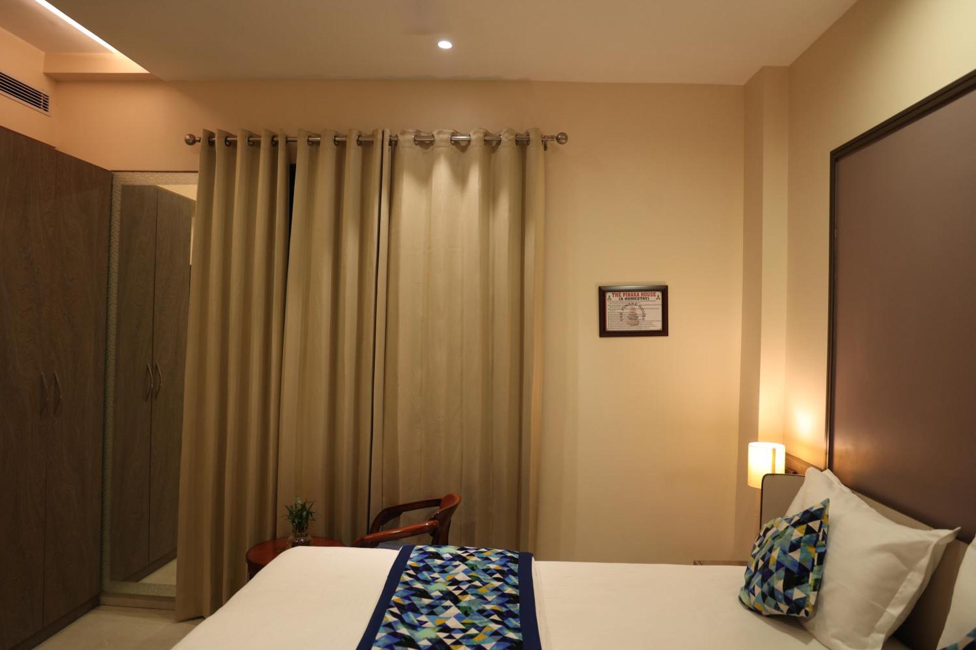 Hotel Pinaka Inn ลัคเนา ภายนอก รูปภาพ